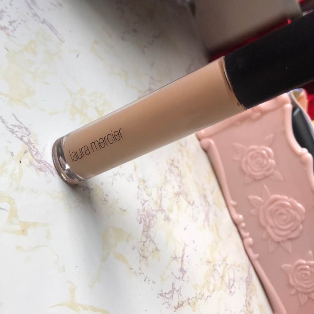 Laura mercier concealer